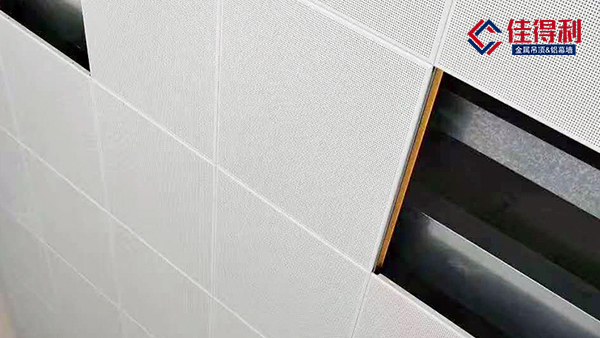 購(gòu)買鋁扣板時(shí)注意哪幾點(diǎn)？