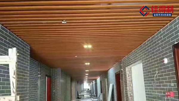 帶你走進鋁方通中的多彩世界