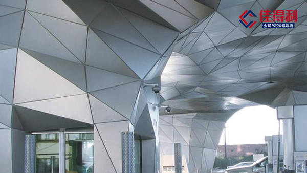 制作鋁單板所需的原材料